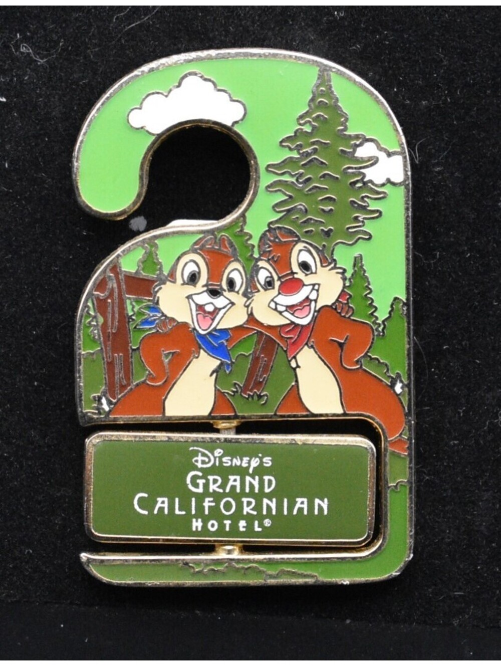 Disney DLR Chip Dale Do Not Disturb Grand California Hotel Spa LE 1000 Pin (C9)